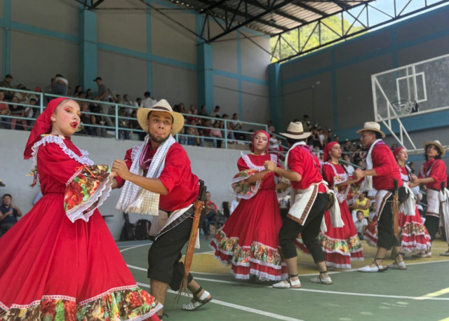 victoria caldas reunirá a 200 artistas en el tercer encuentro